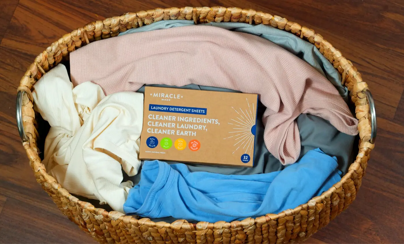 Miracle laundry detergent sheets